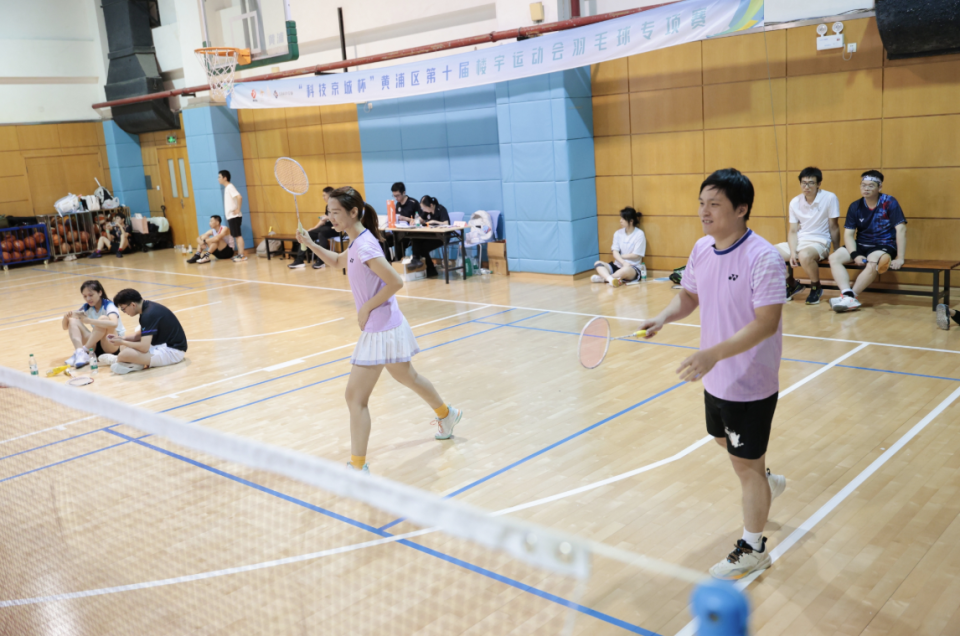 src, 黄浦区体育