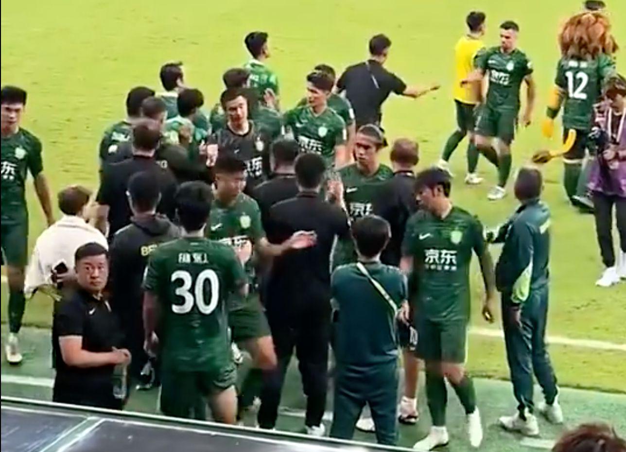 才能掌握争, lf, 看台上有些 才能掌握争, lf, 看台上有些